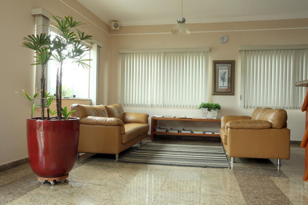 Candeias Hotel Batatais Εξωτερικό φωτογραφία